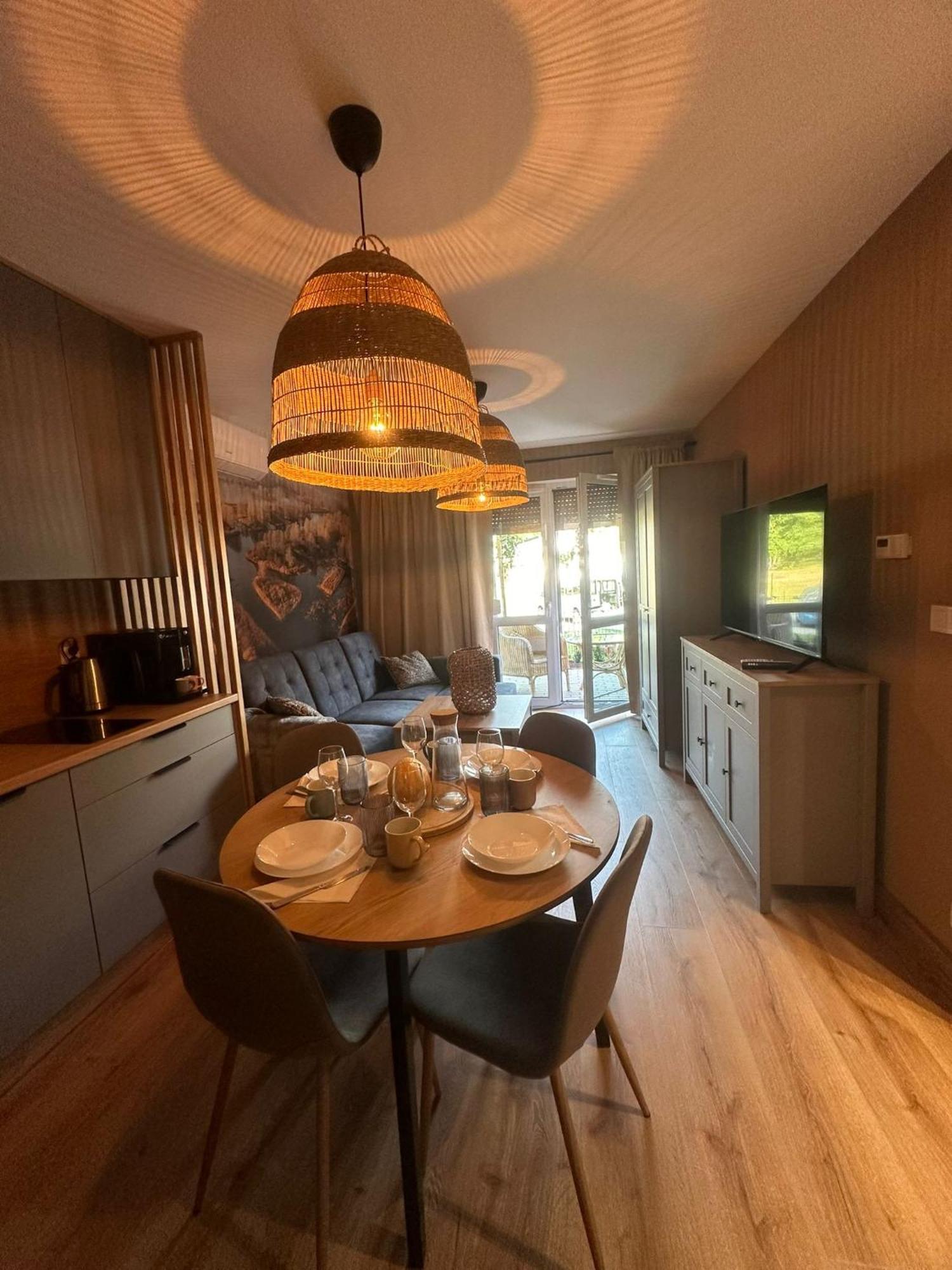 Apartament 8 Z Ogrodkiem I Prywatna Sauna, Rowery, Spacery W Dolinie Baryczy - 5D Apartamenty ميليتش المظهر الخارجي الصورة
