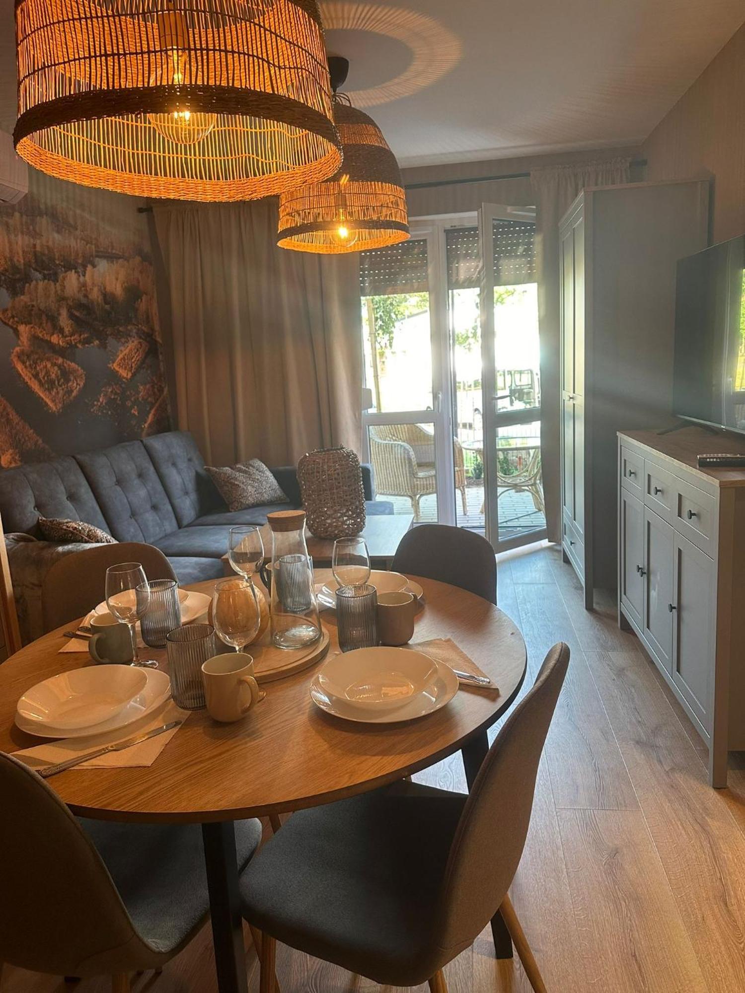 Apartament 8 Z Ogrodkiem I Prywatna Sauna, Rowery, Spacery W Dolinie Baryczy - 5D Apartamenty ميليتش المظهر الخارجي الصورة